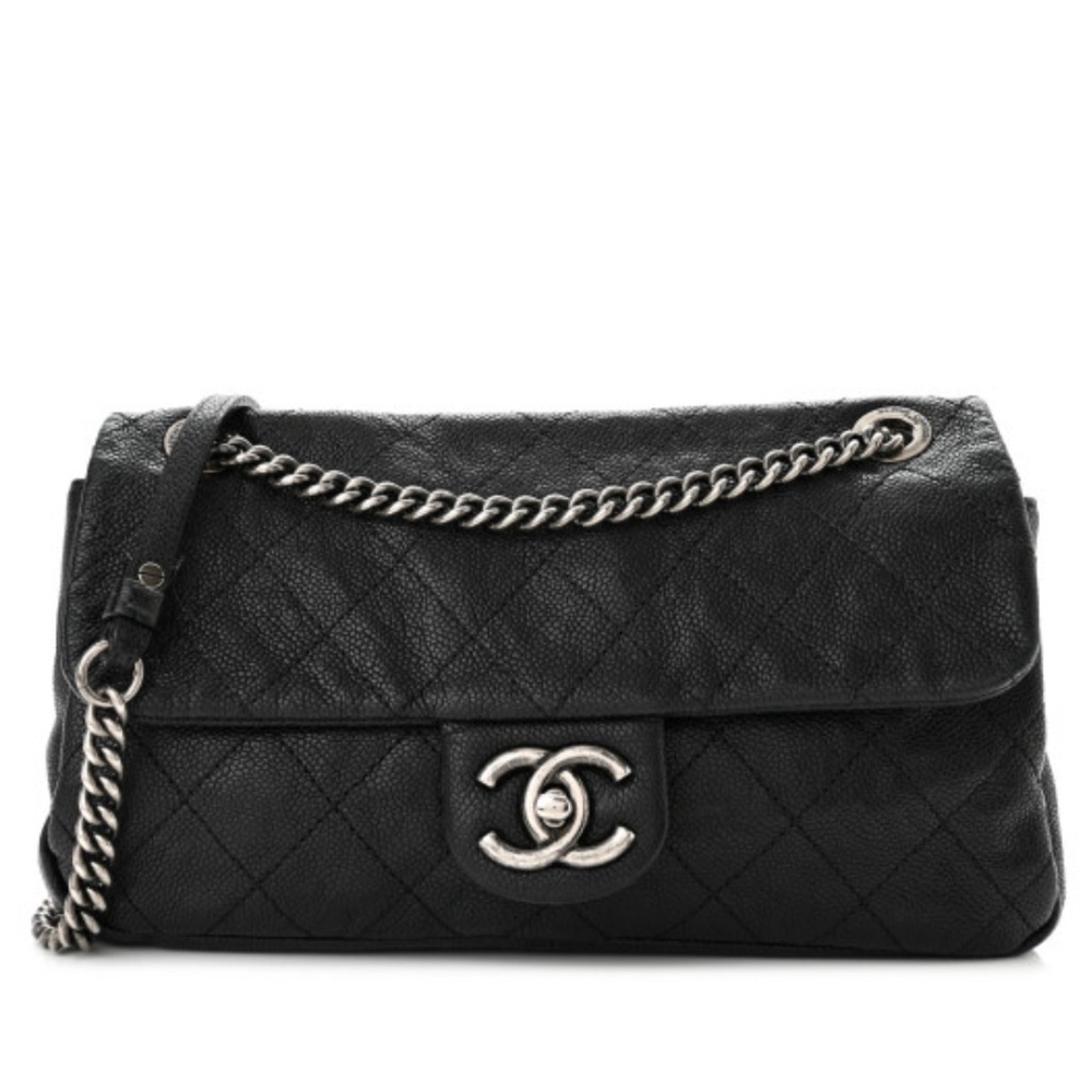 CHANEL Caviar Quilted Medium Simply CC
